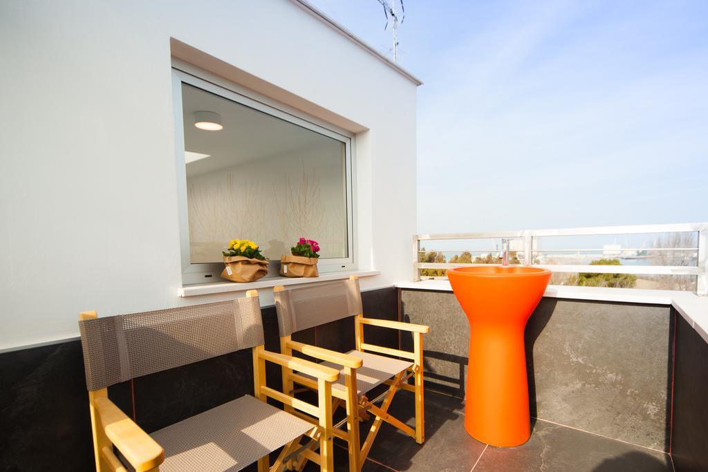 Casa Vacanza Al Castello บาร์เลตตา ภายนอก รูปภาพ